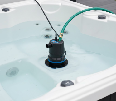  Draining with a Submersible Pump for Maximum Speed