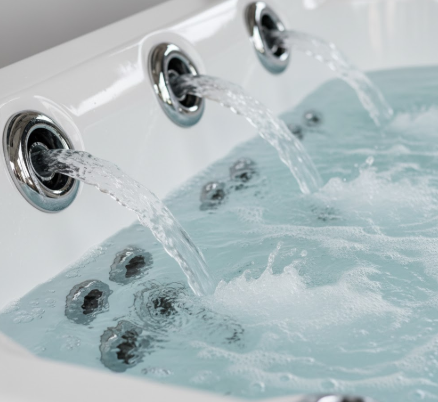 Your Guide to the Best 6-Man Hot Tubs of 2025 3 Daily Hydrotherapy and Stress Relief